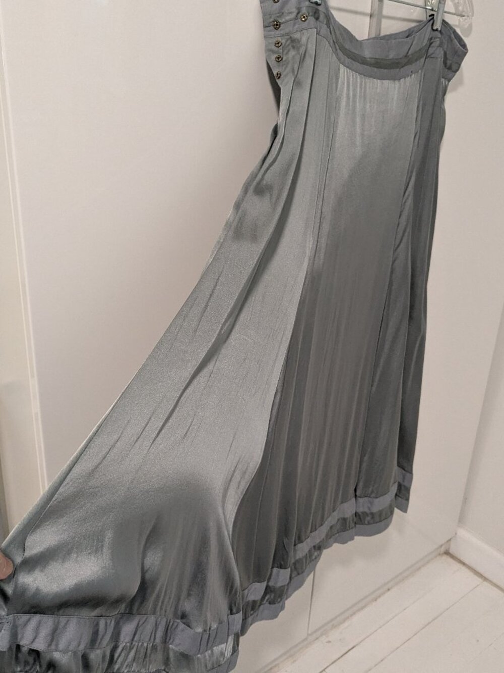 DKNY Pure Vintage Silk Midi Skirt - Size 6